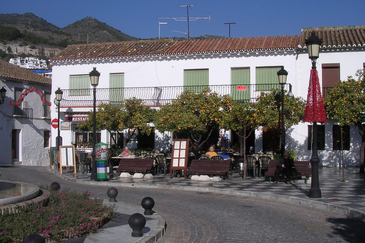 The main square in Benalmádena Pueblo