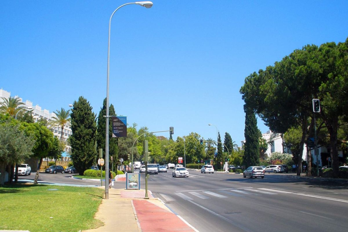 The boulevard through the Golden Mile