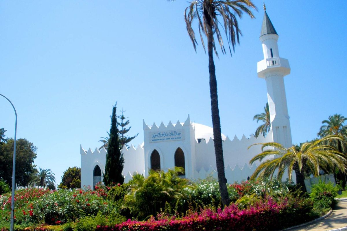 The mosque on the Golden Mile