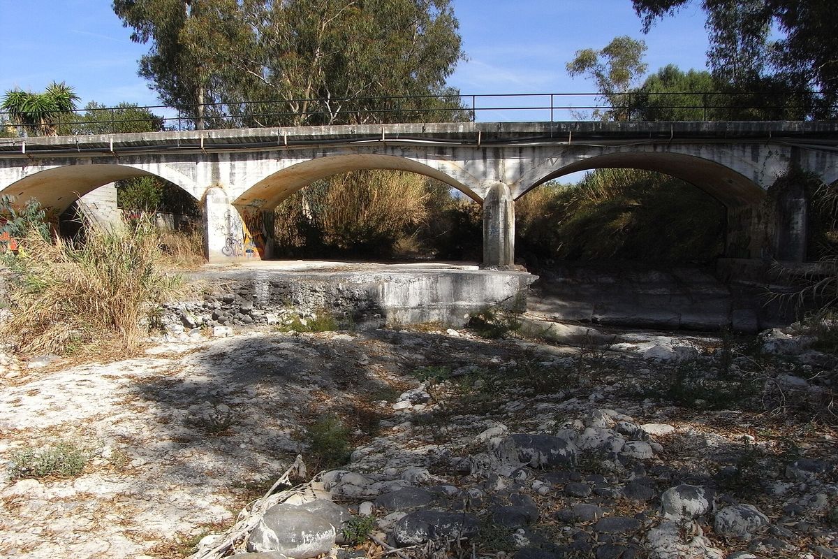 The old bridge over the Guadalmina between Isdabe and Guadalmina